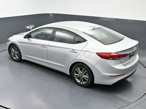 Used 2018 Hyundai Elantra SEL image 43