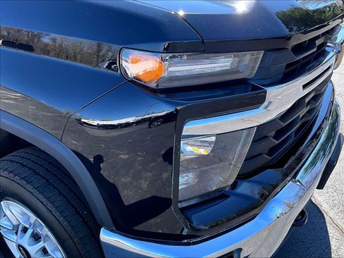 Used 2025 Chevrolet Silverado 2500 LT w/ Convenience Package AWD/4WD image 33