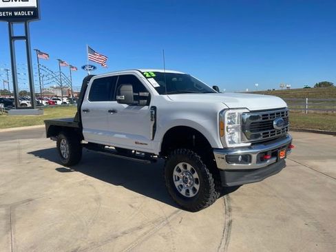 Used 2023 Ford F250 XLT w/ F-250 >10K GVWR Package image 28