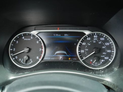 Used 2021 Nissan Sentra SV FWD image 25