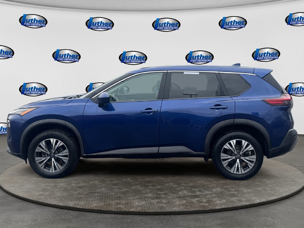 Used 2023 Nissan Rogue SV FWD image 2