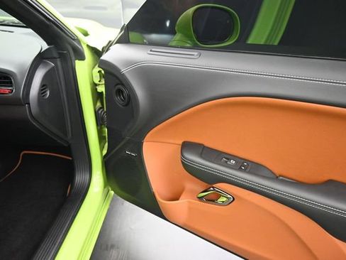 Used 2023 Dodge Challenger SRT Hellcat RWD image 17