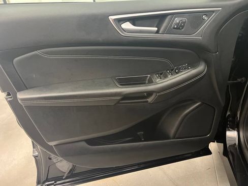 Used 2024 Ford Edge Titanium AWD/4WD image 11