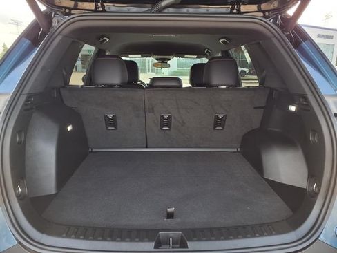 Used 2025 Chevrolet Equinox RS w/ Convenience Package III FWD image 8