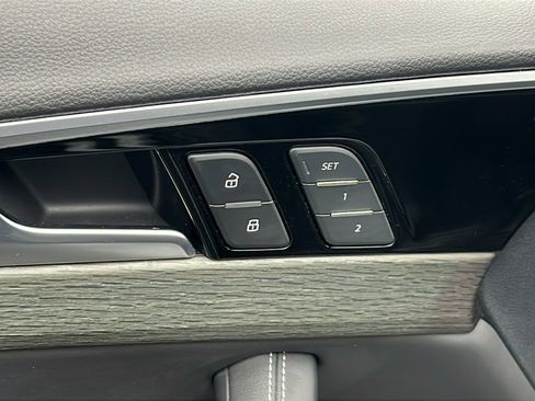 Used 2021 Audi A4 2.0T Premium Plus w/ Premium Plus Package image 22