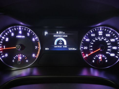 Used 2023 Kia Forte GT-Line FWD image 4