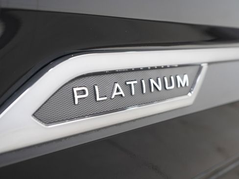 Used 2025 Toyota Sequoia Platinum image 29