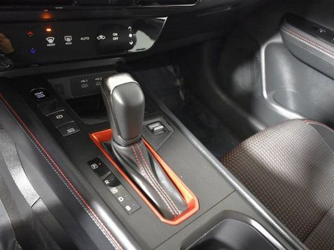 Certified 2025 Nissan Kicks SR image 22