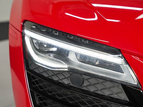 Used 2014 Audi R8 V10 AWD/4WD image 12