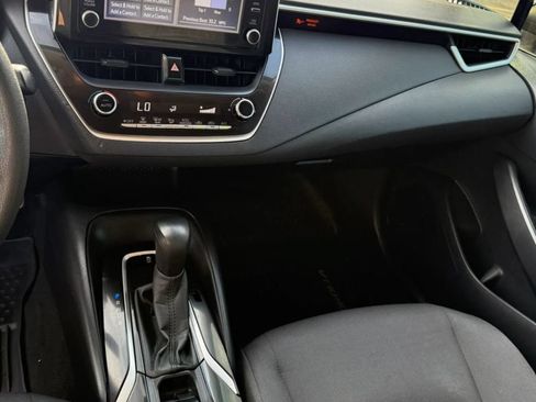 Used 2020 Toyota Corolla LE w/ LE Premium Package FWD image 10