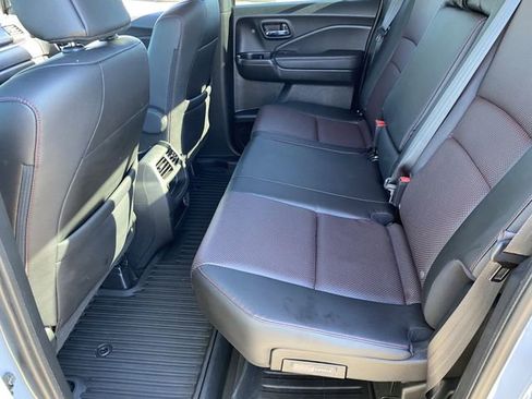 Used 2022 Honda Ridgeline Black Edition image 15