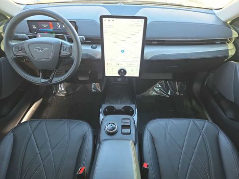 Used 2023 Ford Mustang Mach-E Select image 14