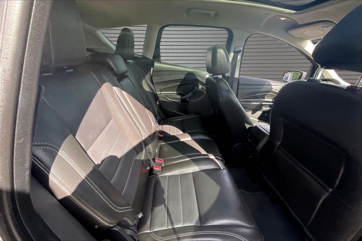 Used 2013 Ford C-MAX Energi SEL FWD image 24