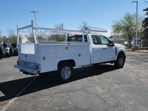 New 2025 Ford F350 XL w/ XL Chrome Package image 15