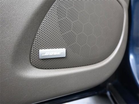 Used 2022 Chevrolet Malibu Premier image 11