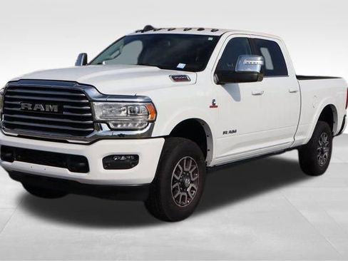 Used 2024 RAM 3500 Limited image 2