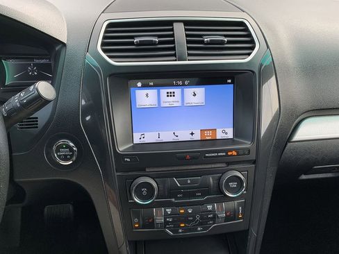 Used 2017 Ford Explorer XLT w/ Equipment Group 202A image 23