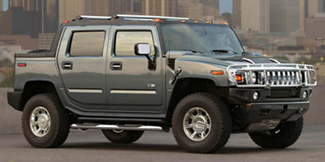 Used 2005 HUMMER H2 SUT w/ Preferred Equipment Group AWD/4WD image 1