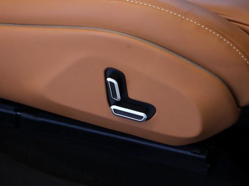 Certified 2024 Ferrari Purosangue AWD/4WD image 32