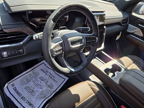 New 2026 GMC Acadia Denali Ultimate AWD/4WD image 10
