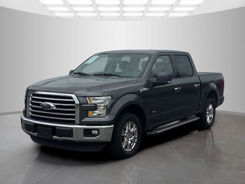 Used 2016 Ford F150 XLT w/ Equipment Group 302A Luxury RWD image 3