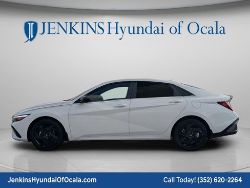 New 2026 Hyundai Elantra SEL Sport Premium FWD image 7