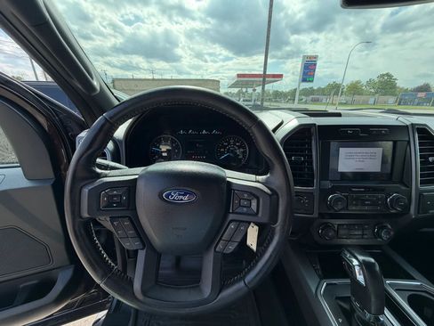 Used 2019 Ford F150 XLT w/ Equipment Group 302A Luxury AWD/4WD image 15
