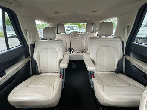 Used 2024 Ford Expedition Limited AWD/4WD image 25