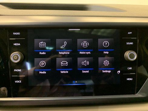 Used 2022 Volkswagen Taos SE image 33