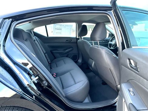 New 2025 Nissan Altima 2.5 S image 24