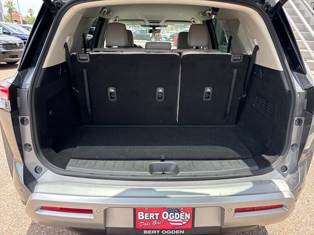 Certified 2025 Nissan Pathfinder SL w/ Cargo Package AWD/4WD image 21