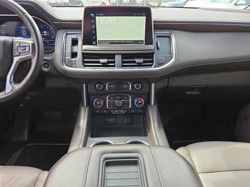 Used 2023 Chevrolet Tahoe Z71 AWD/4WD image 24