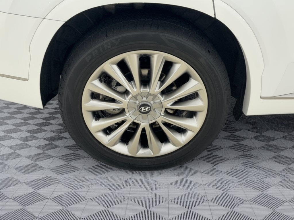 Used 2020 Hyundai Palisade Limited FWD image 13