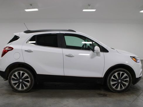Used 2019 Buick Encore Essence image 11