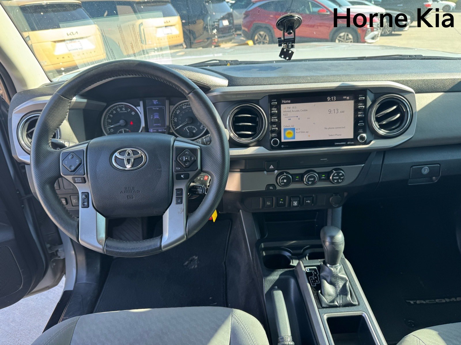 Used 2020 Toyota Tacoma SR5 RWD image 15