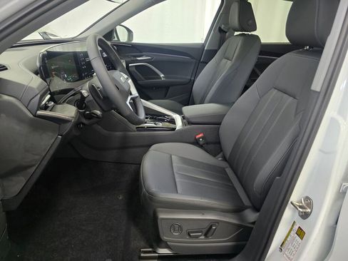 New 2025 Audi Q5 Premium image 12