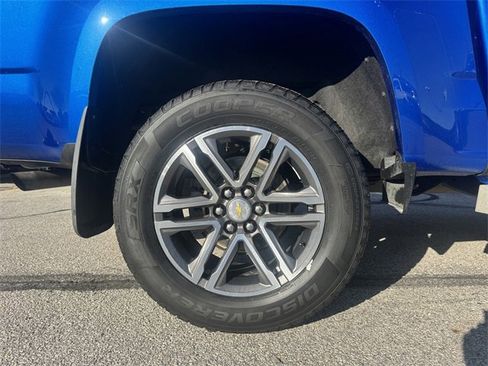 Used 2020 Chevrolet Colorado LT w/ Safety Package image 9