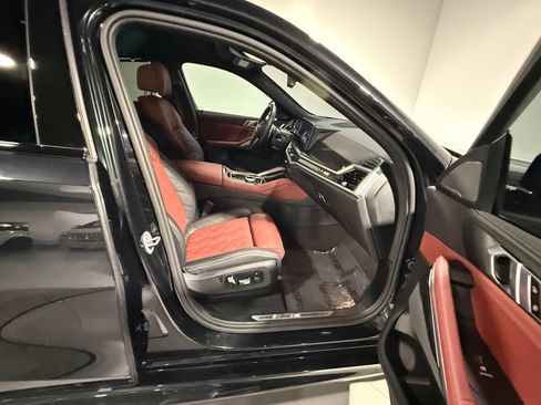 Used 2026 BMW X6 xDrive40i w/ Executive Package AWD/4WD image 49