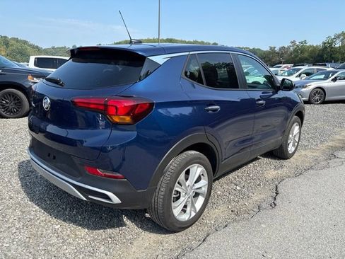 Used 2023 Buick Encore GX Preferred w/ Cold Weather Comfort Package AWD/4WD image 5