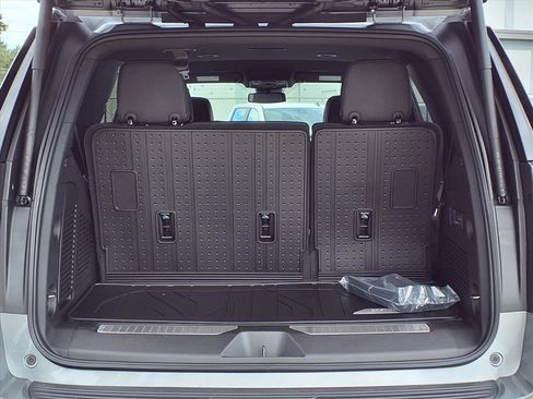 New 2025 Chevrolet Tahoe Premier image 6