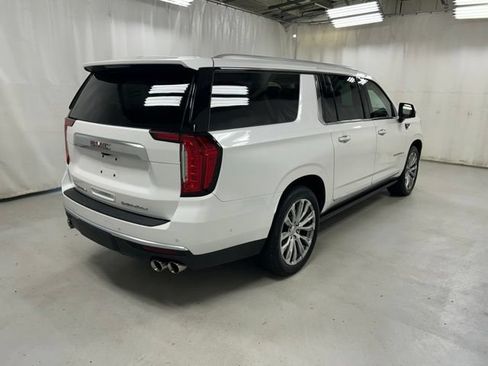 Used 2024 GMC Yukon XL Denali w/ Denali Reserve Package AWD/4WD image 4