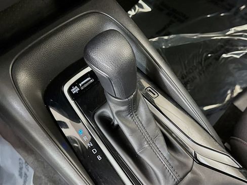 Used 2024 Toyota Corolla SE FWD image 17
