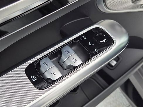 Used 2025 Mercedes-Benz GLC 43 AMG GLC 43 AMG 4D Sport Utility image 23