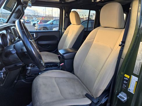 Used 2021 Jeep Wrangler Unlimited Sport image 14