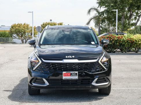 Used 2024 Kia Sportage EX AWD/4WD image 2