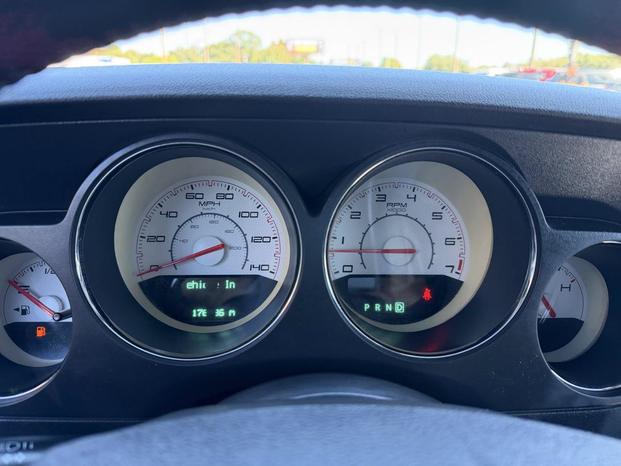 Used 2014 Dodge Challenger SXT RWD image 13