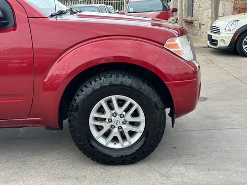 Used 2014 Nissan Frontier SV RWD image 17