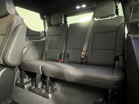 Used 2021 Chevrolet Tahoe High Country w/ Premium Package image 14