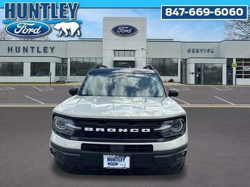 Used 2024 Ford Bronco Sport Outer Banks w/ Tech Package AWD/4WD image 3