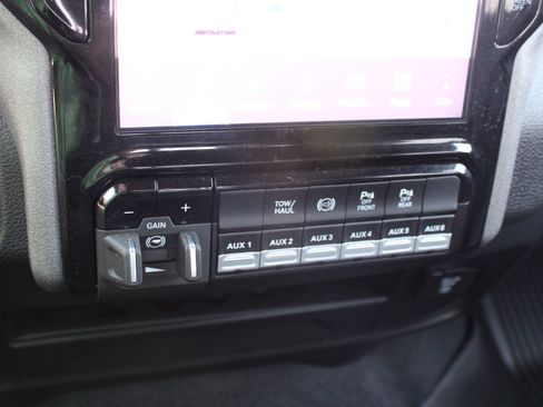 Certified 2026 RAM 2500 Tradesman AWD/4WD image 28